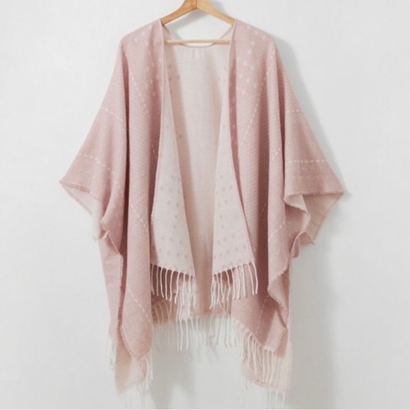 🌹NWT - Gentle Fawn Hermosa Blush Kimono Cover-up XS-S plus. - Picture 2 of 5